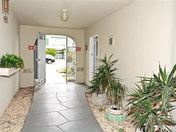 2nd image of 1727 35th Ave