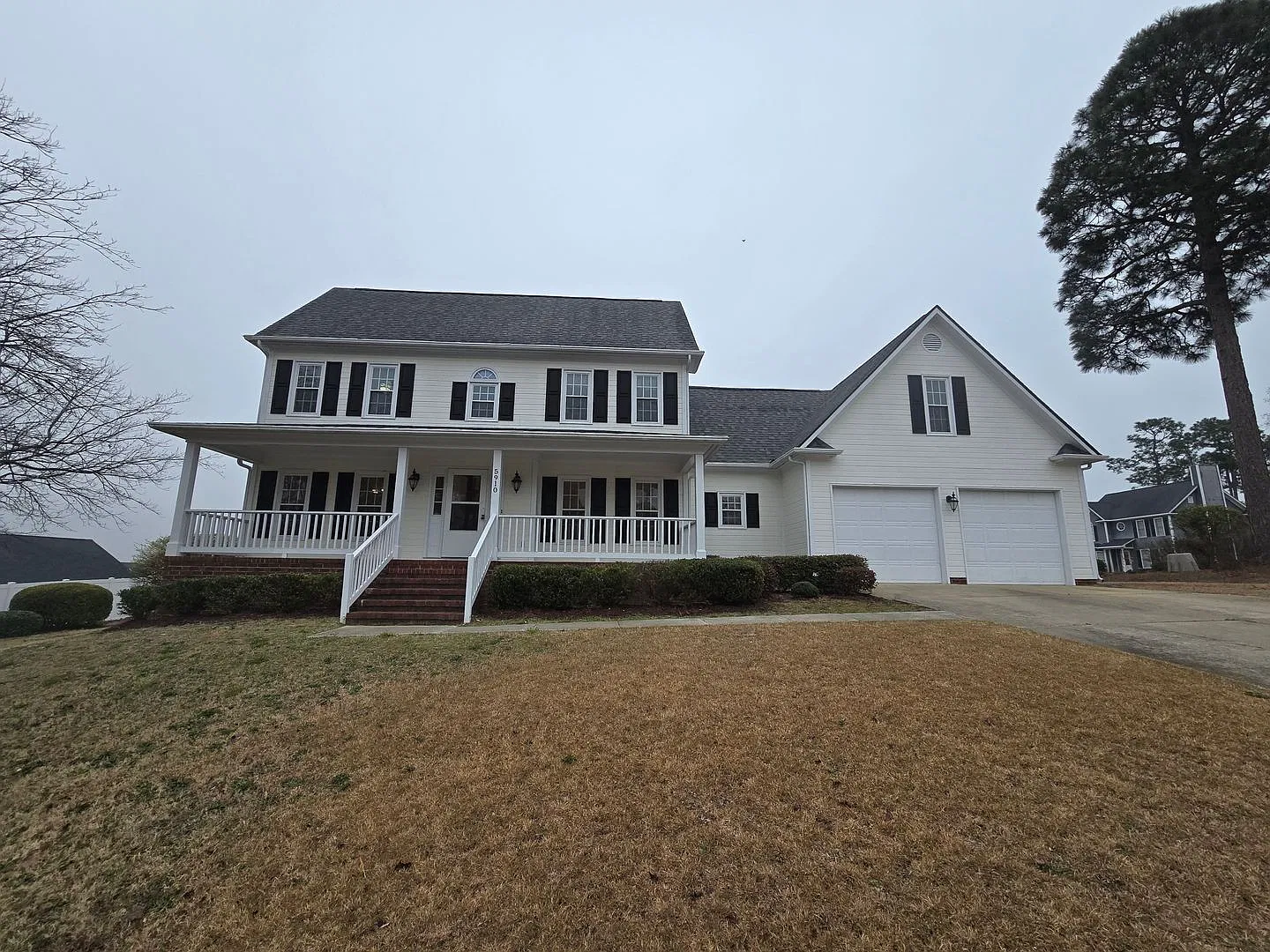 3 Bedroom Home Located in Kings Grant Gold Community! — Photo 1