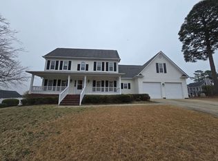 5910 Rampart Dr, Fayetteville, NC 28311