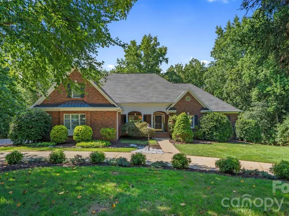 675 Heather Dr, Lincolnton, NC 28092