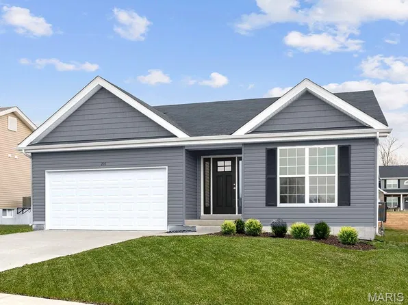 2313 Castle Hill Dr, Rolla, MO 65401
