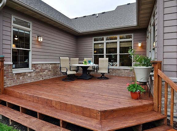 4th image of 520 Viking Dr