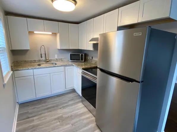 134 Salem St #A, Wakefield, MA 01880