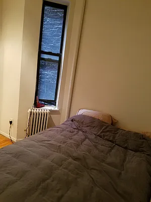 Rented by Chartwell Manhattan Realty | media 31