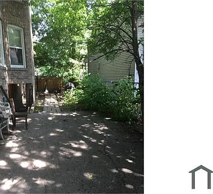 4 bed, 1100 sqft, $1,100 — Photo 2