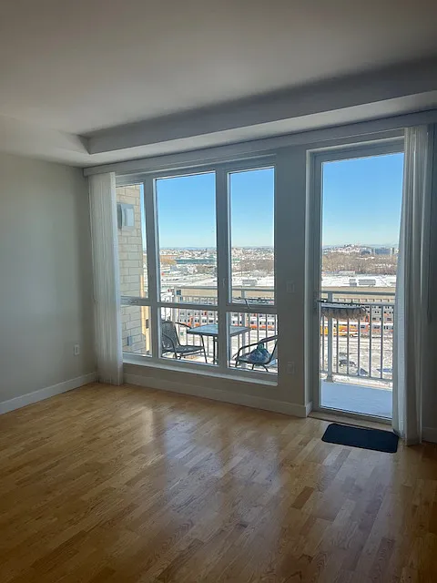 2 bed, 1240 sqft, $3,500 — Photo 2