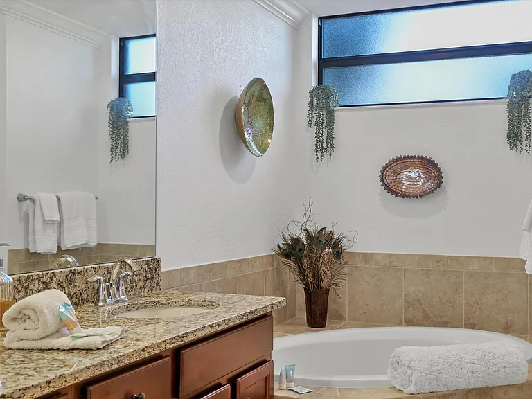 5558 Palmer Cir #101 — Photo 17