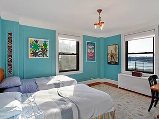 Sold by Corcoran | media 10