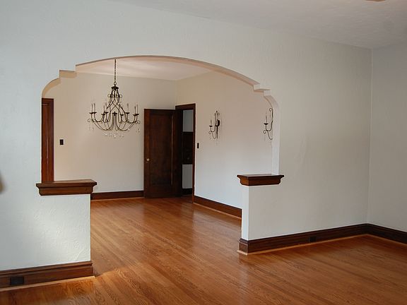 4th image of 2937 Clearview Dr