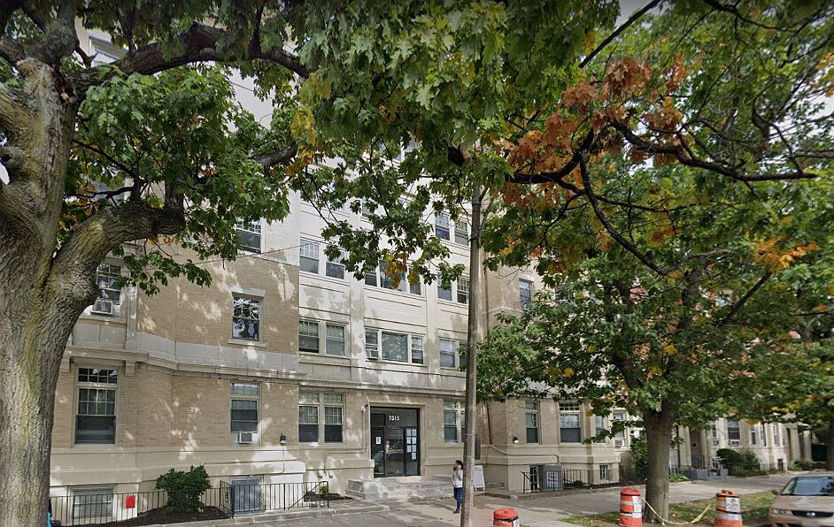 1st image of 1309 Commonwealth Ave #307