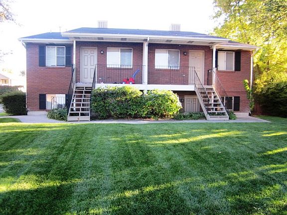 Charming Red Brick 4-Plex