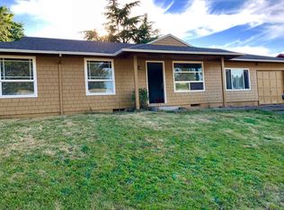 175 NE Hale Dr, Gresham, OR 97030