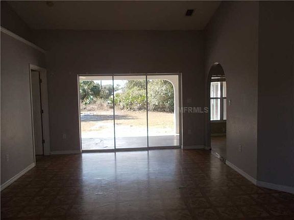 4th image of 5129 Cillette Ave