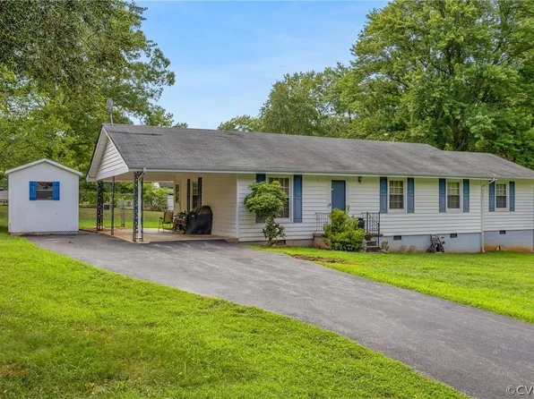 707 Virginia Ave, Mineral, VA 23117
