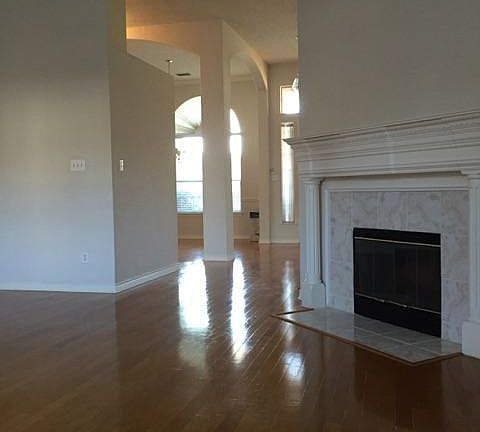 5th image of 4408 Jenkins Dr