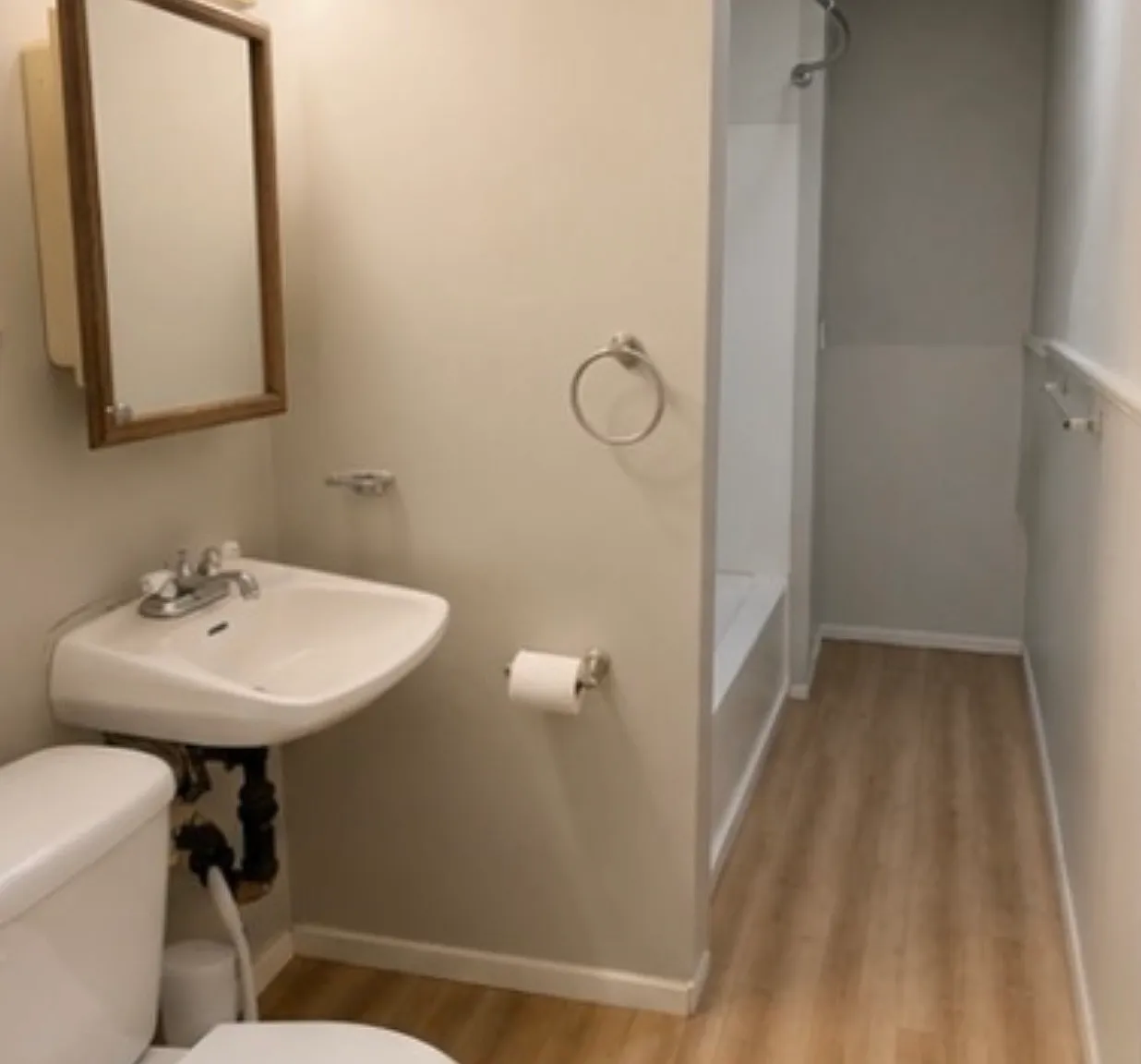 2 bed, 1250 sqft, $2,200 — Photo 2