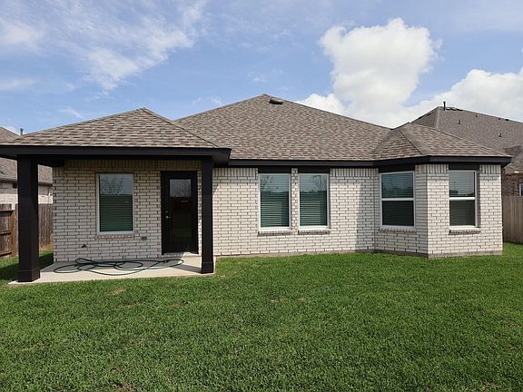 7th image of this home