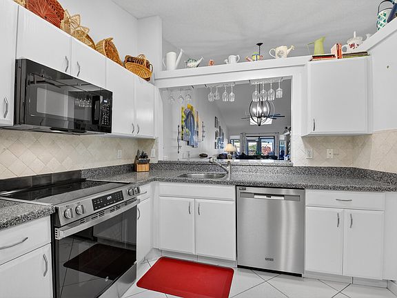 2nd image of 5893 Sunswept Lane #B