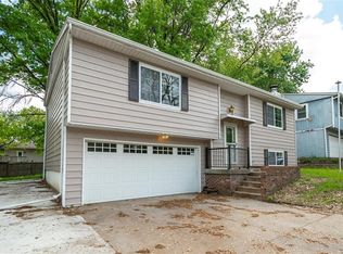 1519 W 26th St, Lawrence, KS 66046