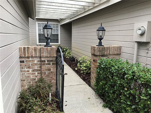 2nd image of 3174 Stonewater Dr