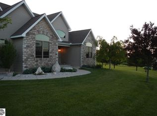 5633 N Broomhead Rd, Williamsburg, MI 49690