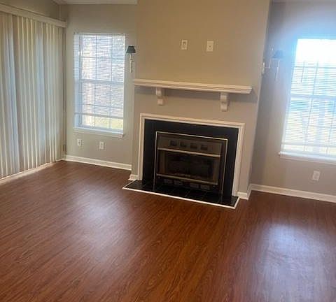 2nd image of 2928 Mulberry Ln Unit D