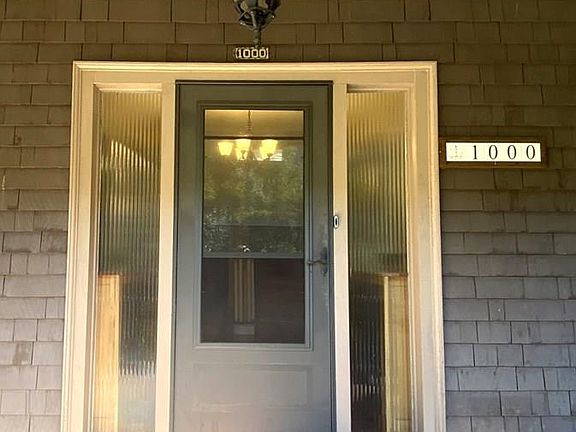5th image of 1000 Ferndale Ave