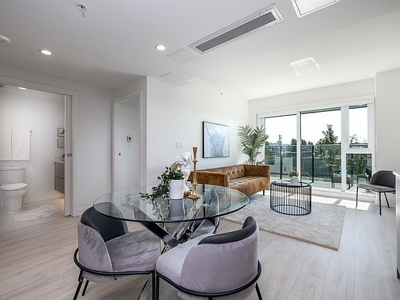 4th image of 1401 Hunter St #203