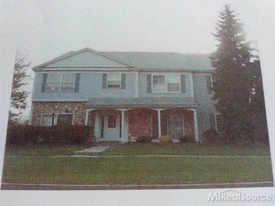1st image of 790 Bloomfield Village Blvd