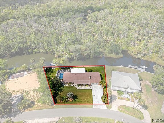 3rd image of 2160 N Watersedge Dr