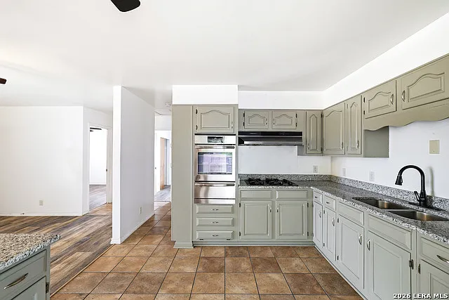 3602 Van Dyke Dr — Photo 10