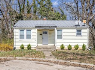 3255 Hawthorne Blvd, Alton, IL 62002