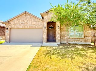 16004 Farringdon St, Justin, TX 76247