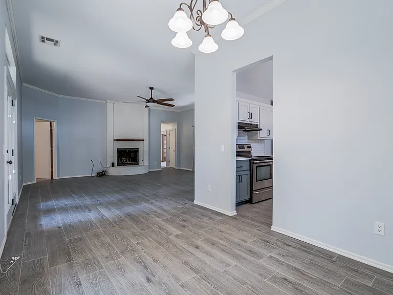 1908 Joseph Dr — Photo 26