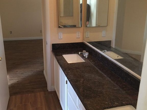 3rd image of 6664 Goldencreek Way