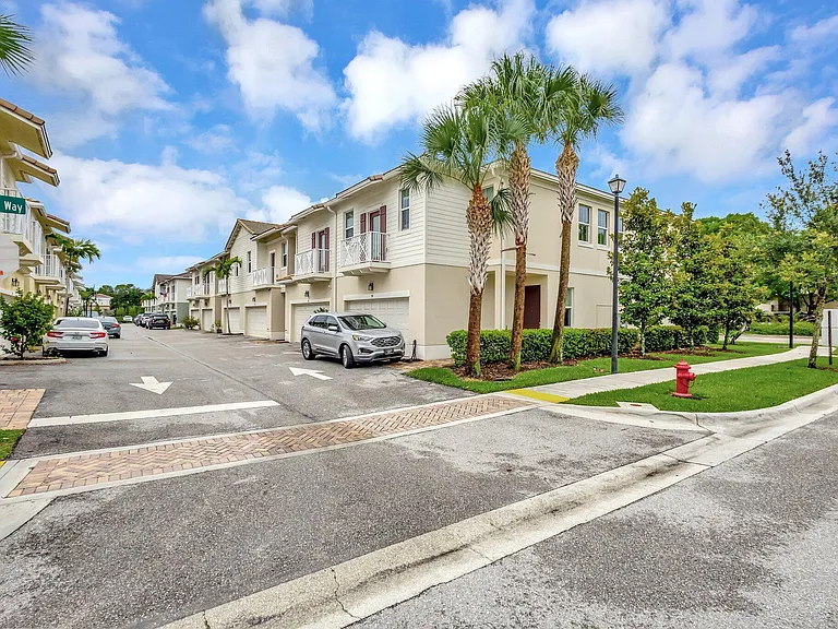 91 Palm Ln — Photo 6
