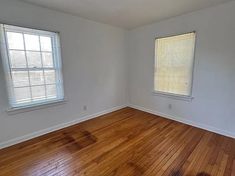 1200 Liggates Rd — Photo 6