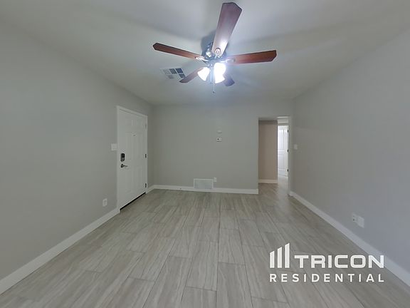 2nd image of 507 N Ashland