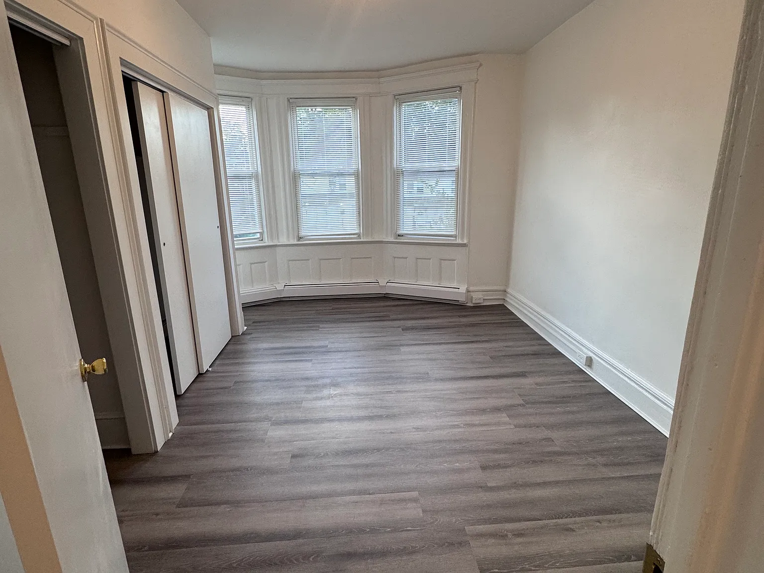 1 bed, $2,299 — Photo 3