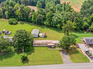 39 Hilltop Rd, Fayetteville, TN 37334