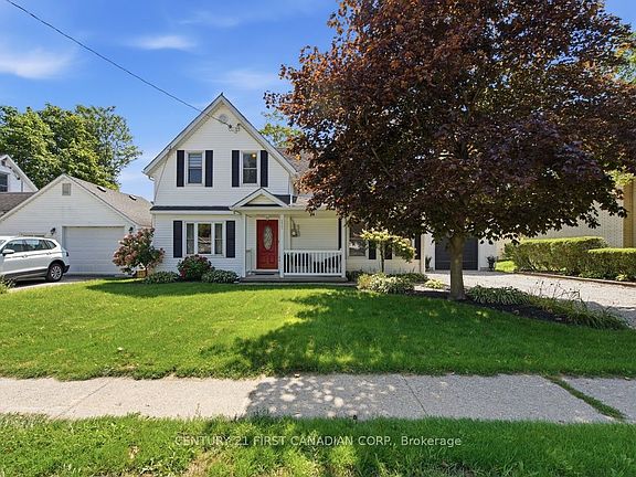2nd image of 212 Main St