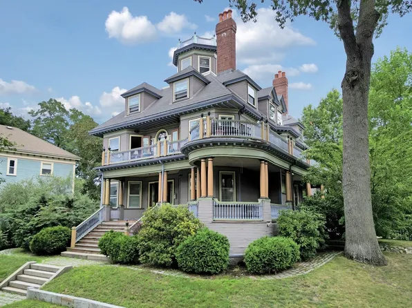 38 Spring Park Ave, Boston, MA 02130