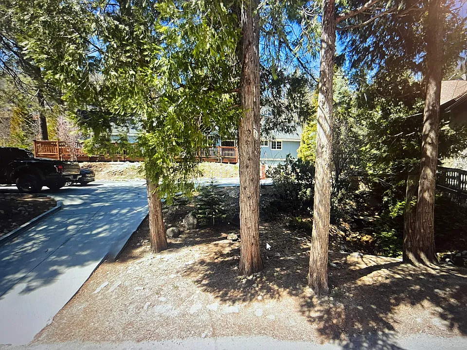 736 Brentwood Dr