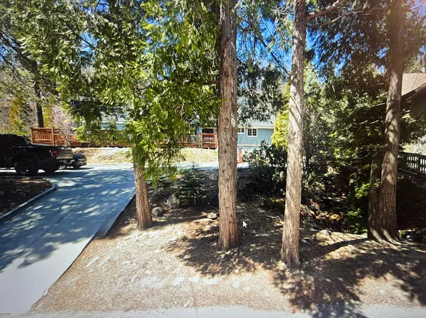 736 Brentwood Dr, Lake Arrowhead, CA 92352