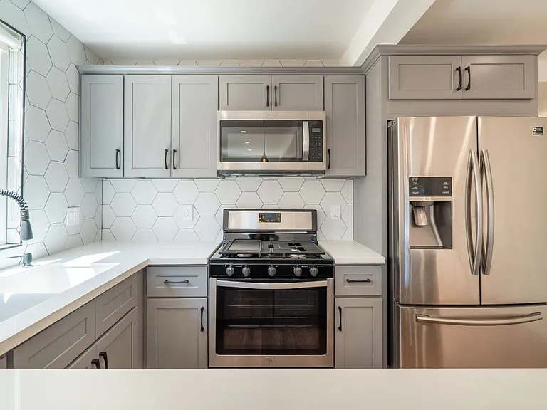 3412 Bellevue Ave — Photo 17