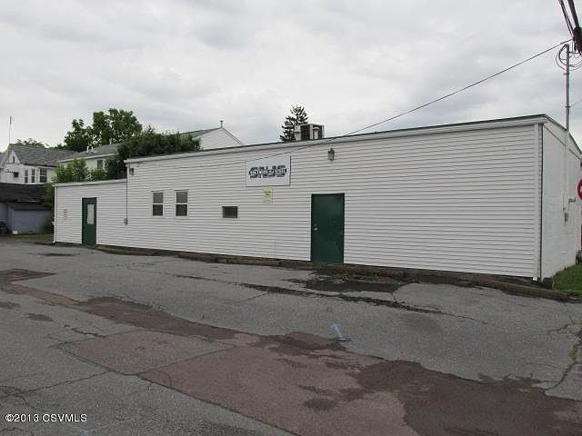 2nd image of 229 Barton Ave