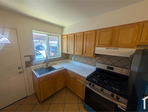 2nd image of 4613 N 12th Ave APT 3