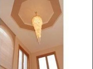 2631 S Farrell St, Chicago, IL 60608