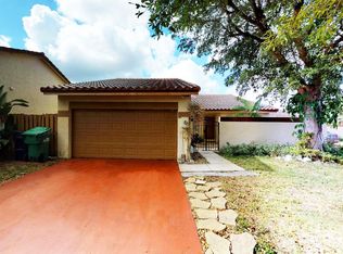 9020 SW 151 Avenue Rd, Miami, FL 33196