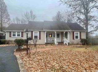 4426 Buckner Ln, Paducah, KY 42001